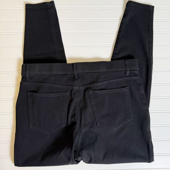 Time and Tru Women's Black Skinny Jeans - Picture 2 of 6